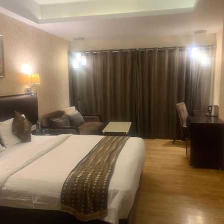 Nandan Kanan Hotel & Resort Sipra Εξωτερικό φωτογραφία